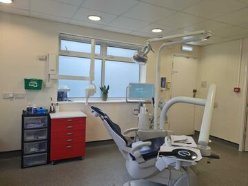 dental surgery treatment room